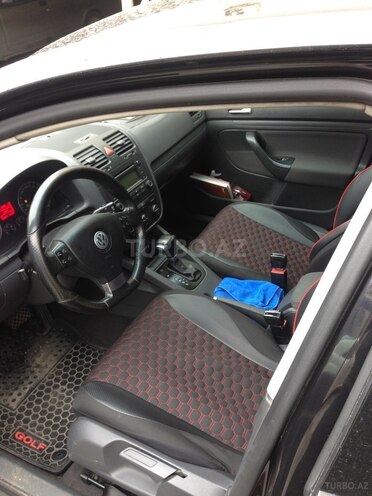 Volkswagen Golf 2005, 199,900 km - 1.6 l - Bakı