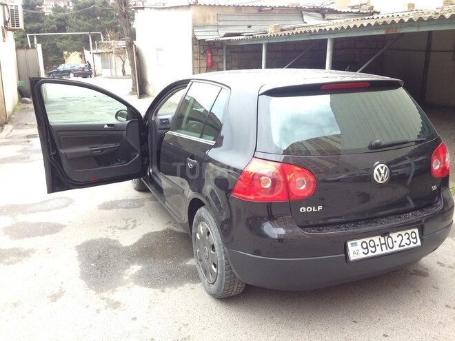 Volkswagen Golf 2005, 199,900 km - 1.6 l - Bakı