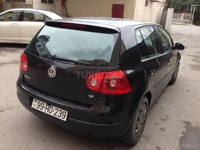 Volkswagen Golf 2005, 199,900 km - 1.6 l - Bakı