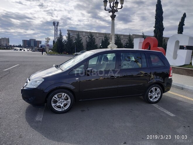 Opel Zafira 2008, 245,000 km - 1.7 l - Gəncə
