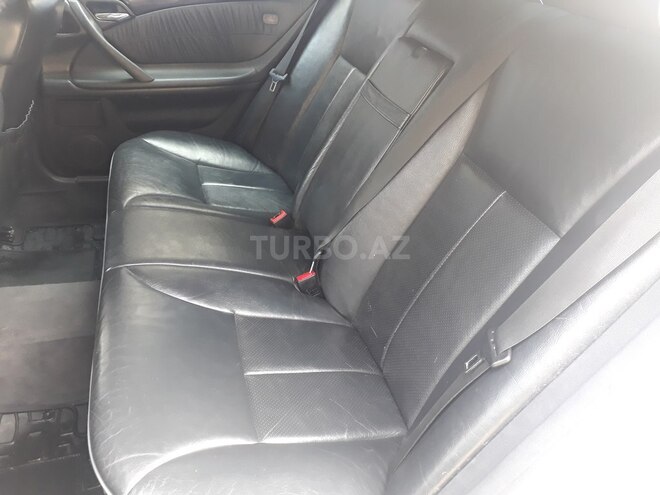 Mercedes E 220 2002, 279,000 km - 2.2 l - Bakı