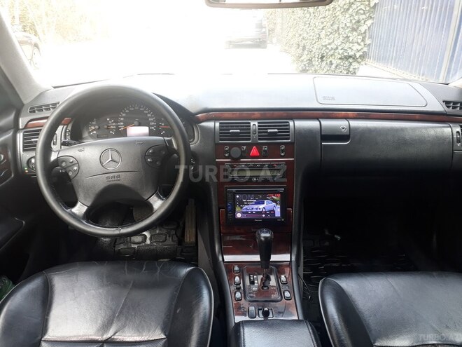 Mercedes E 220 2002, 279,000 km - 2.2 l - Bakı