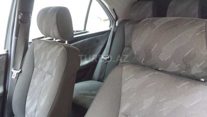 Mercedes E 280 2001, 208,000 km - 2.8 l - Bakı