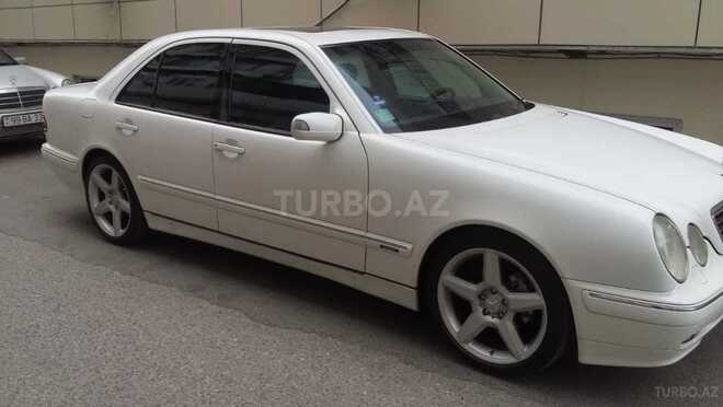 Mercedes E 280 2001, 208,000 km - 2.8 l - Bakı