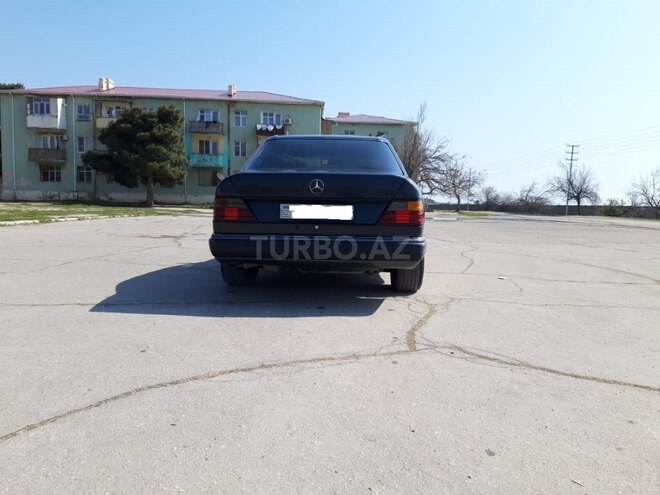 Mercedes E 200 1989, 300,000 km - 2.0 л - Bakı