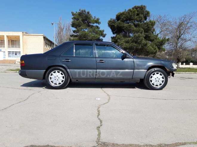 Mercedes E 200 1989, 300,000 km - 2.0 л - Bakı