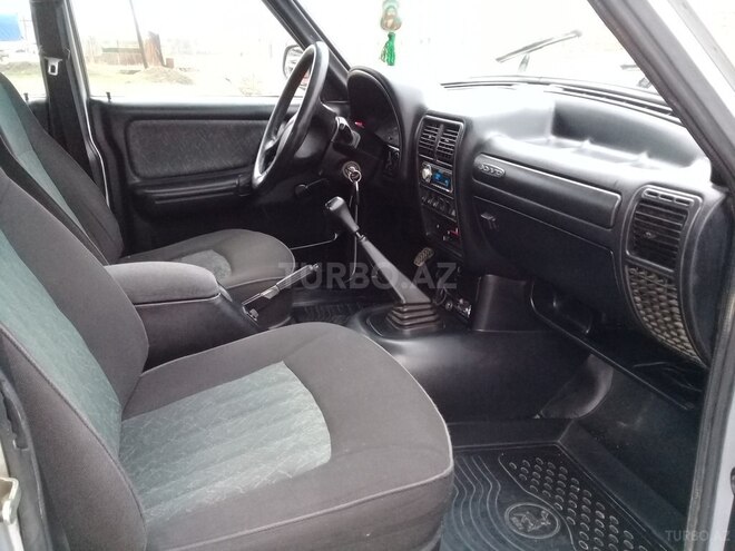GAZ 31105 2005, 158,274 km - 2.4 l - Quba