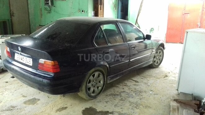 BMW 318 1995, 320,000 km - 1.8 l - İsmayıllı