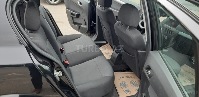 Opel Astra 2006, 219,000 km - 1.3 l - Qazax
