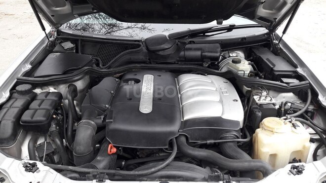 Mercedes E 220 1999, 242,000 km - 2.2 l - Mingəçevir