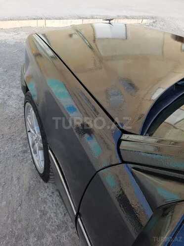Mercedes E 260 1990, 270,000 km - 3.0 л - Bakı
