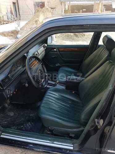 Mercedes E 260 1990, 270,000 km - 3.0 л - Bakı