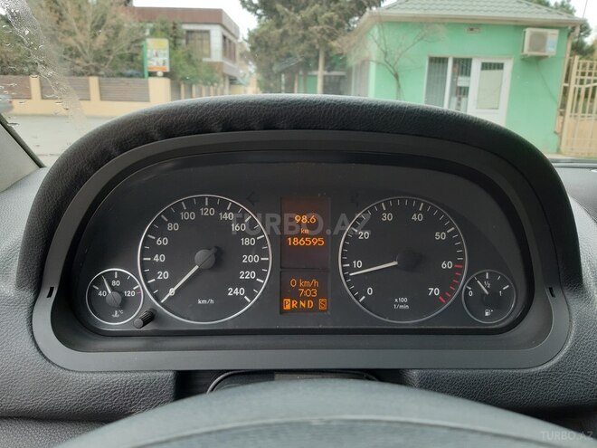 Mercedes A 170 2005, 186,500 km - 1.7 л - Bakı