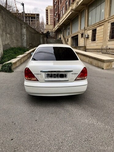 Nissan Sunny 2005, 189,000 km - 1.3 l - Bakı