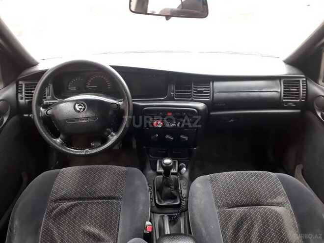 Opel Vectra 1996, 257,000 km - 2.0 l - Bakı