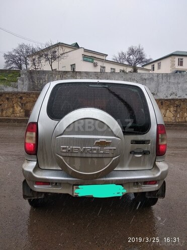 Chevrolet Niva 2005, 512,000 km - 1.7 l - Yardımlı