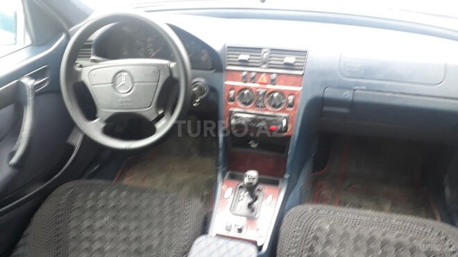 Mercedes C 220 1998, 318,500 km - 2.2 l - Bakı