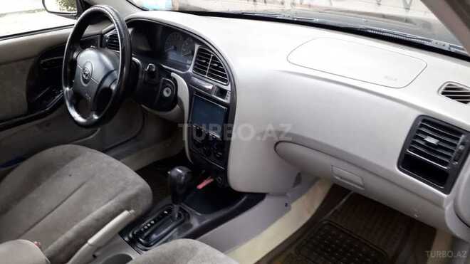 Hyundai Elantra 2001, 245,000 km - 2.0 l - Sumqayıt