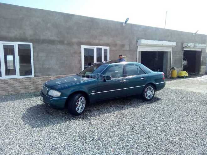 Mercedes C 230 1997, 377,091 km - 2.3 l - Neftçala