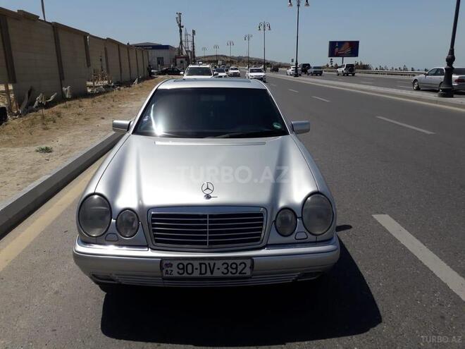 Mercedes E 200 1997, 273,200 km - 2.0 l - Bakı