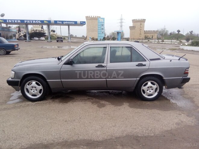 Mercedes 190 1989, 550,000 km - 2.0 l - Xırdalan