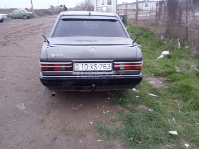 Mercedes 190 1989, 550,000 km - 2.0 l - Xırdalan