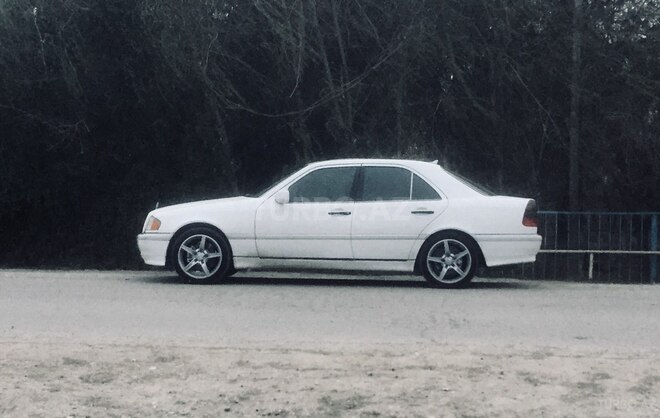 Mercedes C 230 1998, 266,000 km - 2.3 l - Ağcabədi