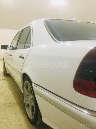 Mercedes C 230 1998, 266,000 km - 2.3 l - Ağcabədi