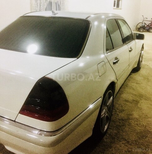 Mercedes C 230 1998, 266,000 km - 2.3 l - Ağcabədi