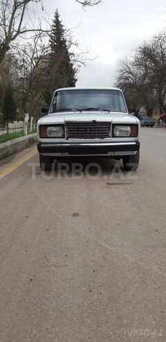 LADA (VAZ) 2107 2007, 57,000 km - 1.6 l - Salyan