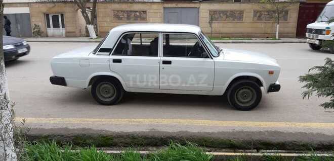 LADA (VAZ) 2107 2007, 57,000 km - 1.6 l - Salyan