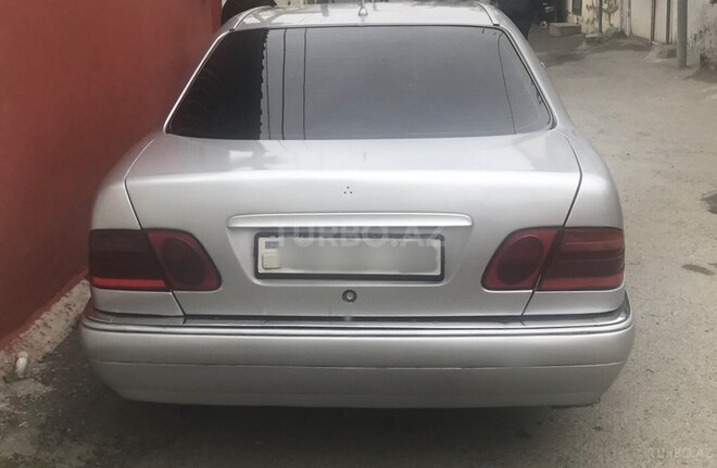 Mercedes E 220 1998, 400,000 km - 2.2 l - Bakı