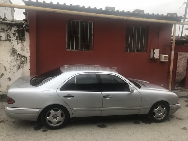 Mercedes E 220 1998, 400,000 km - 2.2 l - Bakı