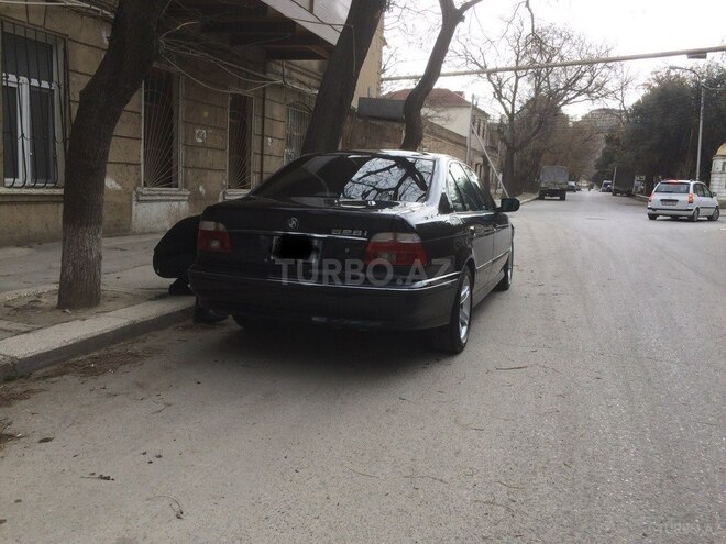 BMW 528 1996, 405,000 km - 2.8 l - Bakı