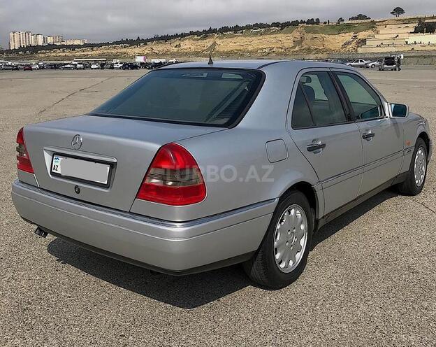 Mercedes C 220 1995, 312,000 km - 2.2 l - Bakı