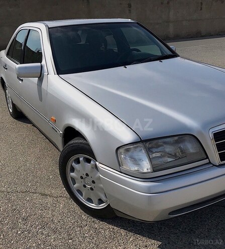 Mercedes C 220 1995, 312,000 km - 2.2 l - Bakı