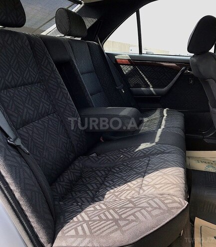 Mercedes C 220 1995, 312,000 km - 2.2 l - Bakı