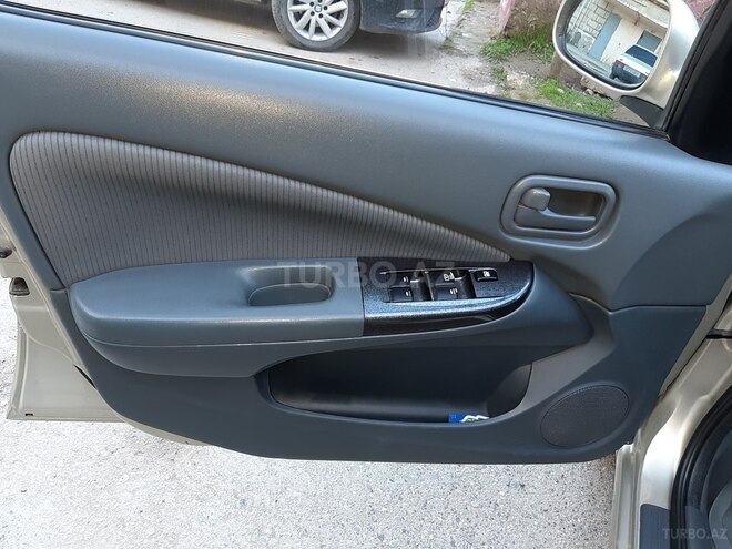 Nissan Sunny 2008, 200,000 km - 1.6 l - Bakı