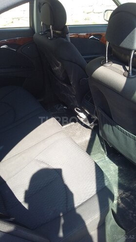 Mercedes E 240 2004, 261,000 km - 2.4 l - Bakı