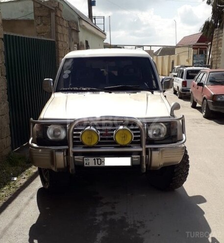 Mitsubishi Pajero 1995, 389,000 km - 2.5 l - Bakı
