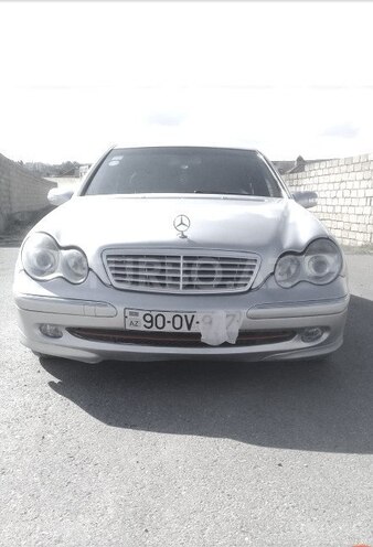 Mercedes C 200 2002, 196,000 km - 2.0 l - Bakı