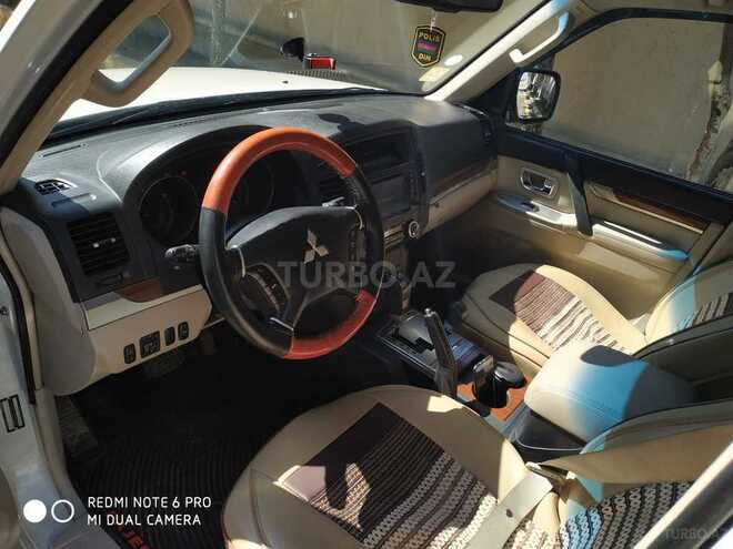 Mitsubishi Pajero 2009, 150,000 km - 3.0 л - Sumqayıt