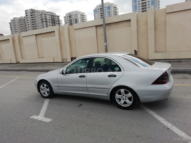 Mercedes C 220 2000, 500,000 km - 2.2 л - Bakı