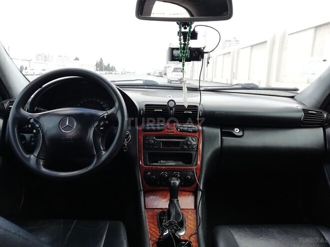 Mercedes C 220 2000, 500,000 km - 2.2 л - Bakı