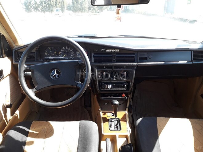 Mercedes 190 1990, 246,700 km - 2.0 л - Sumqayıt