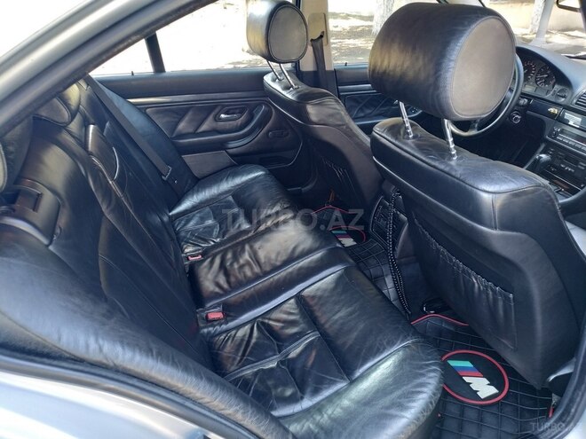 BMW 523 1997, 214,000 km - 2.5 l - Sumqayıt