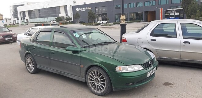 Opel Vectra 1995, 225,025 km - 1.8 л - Bakı