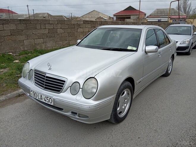 Mercedes E 220 2000, 291,000 km - 2.2 л - Bakı