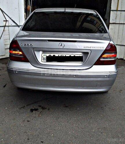Mercedes C 200 2000, 200,120 km - 2.0 l - Bakı