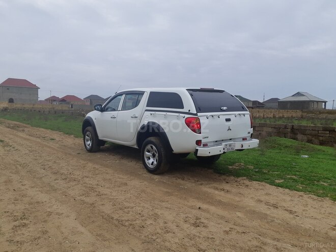 Mitsubishi L200 2012, 170,124 km - 2.5 l - Bakı